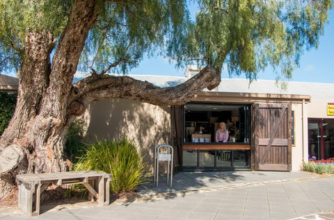 Barossa Visitor Centre Gift Voucher - Brisbane Tourism 0