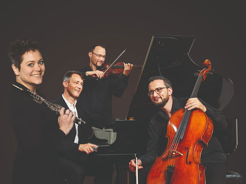 Eggner Trio & Diana Doherty - Brisbane Tourism 0