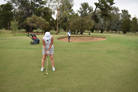 Howlong Golden Shoe Nine Hole Golf Tournament - Brisbane Tourism 0