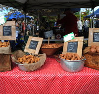 Lawson Park Markets - Tourism Brisbane