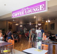 Live music at Roths Wine Bar - Tourism Brisbane