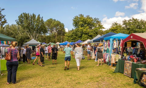 Biloela Markets In The Park - Tourism Brisbane 0