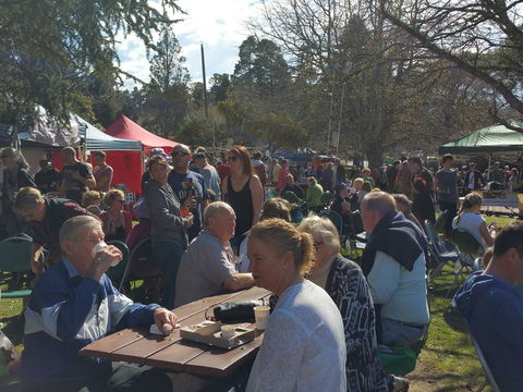 Blackheath Growers Market - Brisbane Tourism 1