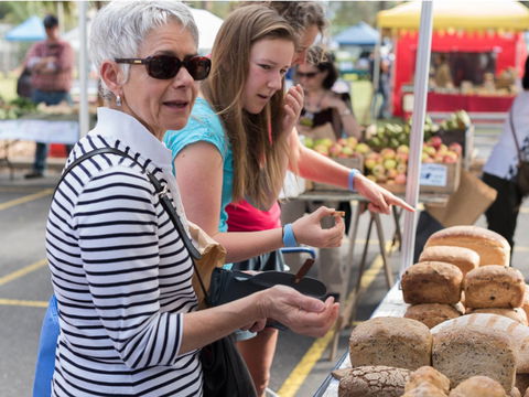 Carlton Farmers' Market - Tourism Brisbane 1