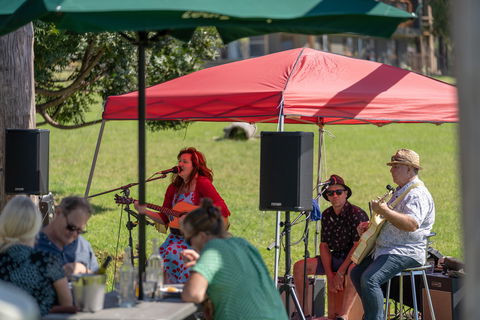 Live Music Sundays At Mountain Ridge Wines - Tourism Brisbane 2