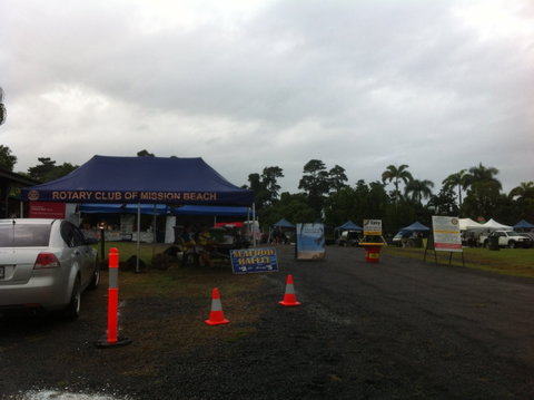 Mission Beach Monster Market - Tourism Brisbane 1