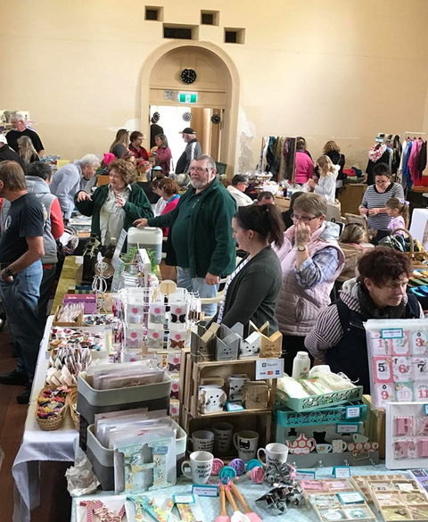 Saddleworth Market - Brisbane 4u 0
