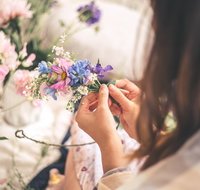 Summer Flower Crown Workshop - Tourism Brisbane