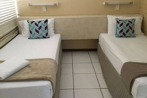 Ambassador Motel - Tourism Brisbane 4