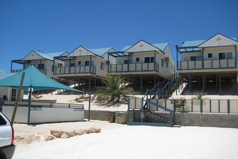 Oceanside Village - Brisbane Tourism 5