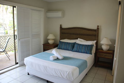 Beachfront Terraces - Tourism Brisbane 3