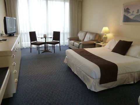 Frankston International - Tourism Brisbane 3