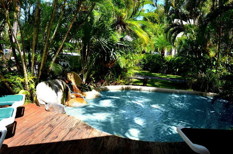 Beach Terraces- Port Douglas - Tourism Brisbane 3