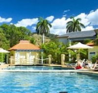 Aqualuna Beach Resort - Tourism Brisbane