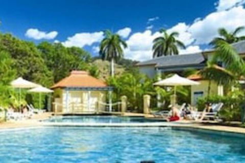 Aqualuna Beach Resort - Tourism Brisbane 0