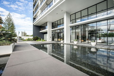 Ultra Broadbeach - Tourism Brisbane 0