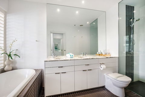 Ultra Broadbeach - Tourism Brisbane 4