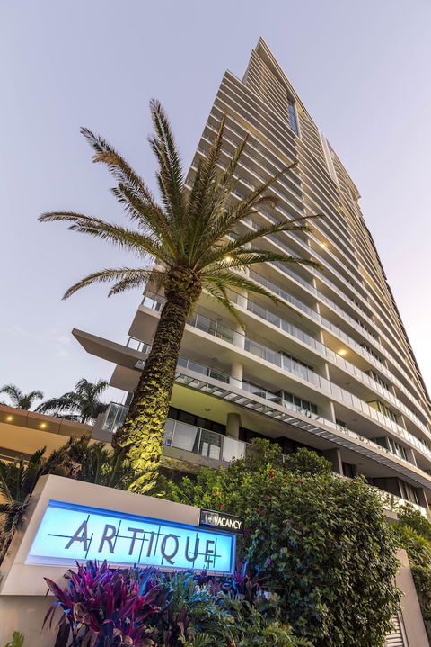 Artique Surfers Paradise - Tourism Brisbane 3