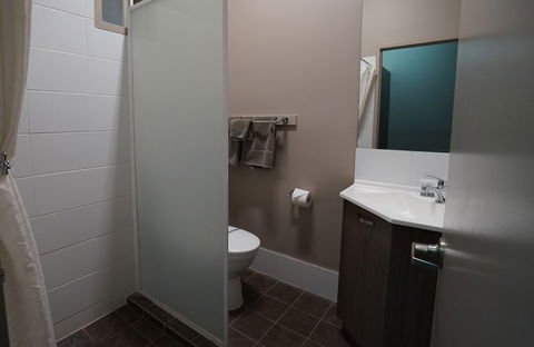 Bluestone Motor Inn - Tourism Brisbane 6