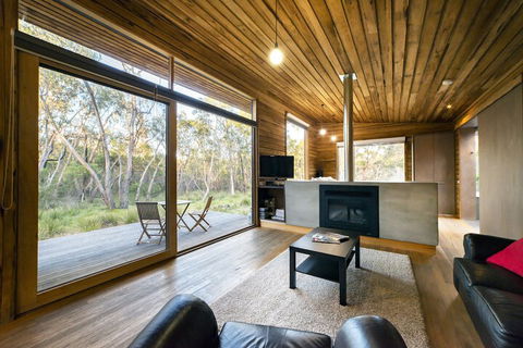 DULC Cabins - Brisbane Tourism 2