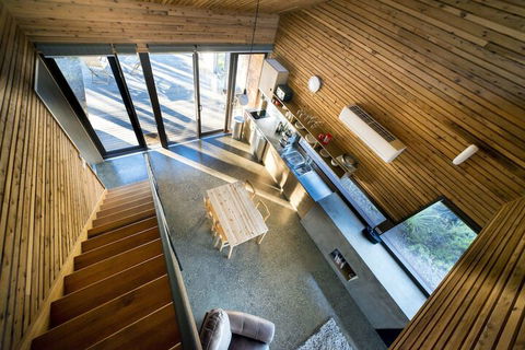 DULC Cabins - Brisbane Tourism 3