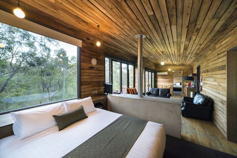 DULC Cabins - Brisbane Tourism 4