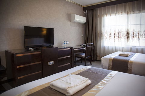 Eltham Gateway Hotel - Brisbane Tourism 5