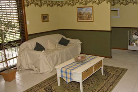 Talga Vines Vineyard Escape - Tourism Brisbane 6