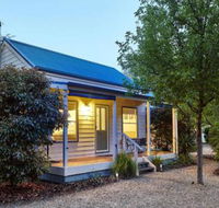 Alpine Valley Cottages - Brisbane Tourism