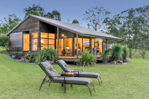 Cedars Mount View - Brisbane Tourism 3