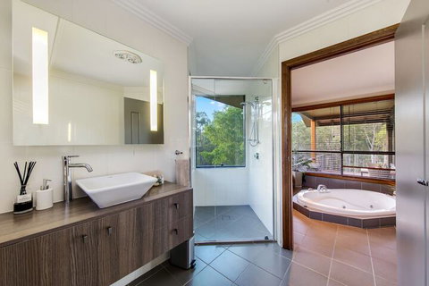 Cedars Mount View - Brisbane Tourism 6