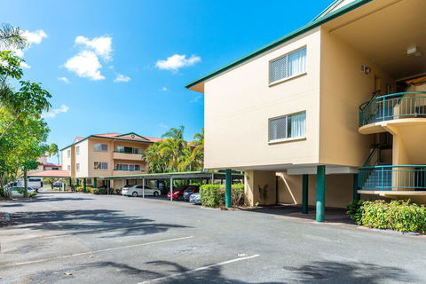 Tradewinds McLeod Holiday Apartments - Brisbane Tourism 3