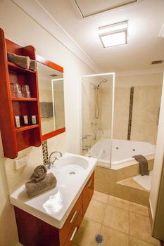 The Esplanade Hotel Port Hedland - Tourism Brisbane 4