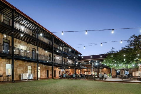 The Esplanade Hotel Port Hedland - Tourism Brisbane 1