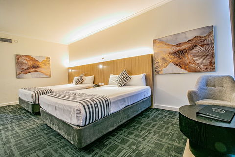 Opal Cove Resort - Tourism Brisbane 5