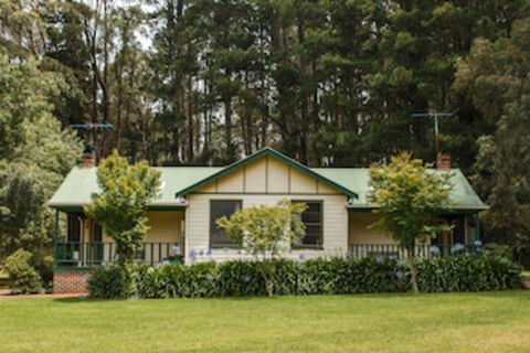 Federation Gardens & Possums Hideaway - Tourism Brisbane 0
