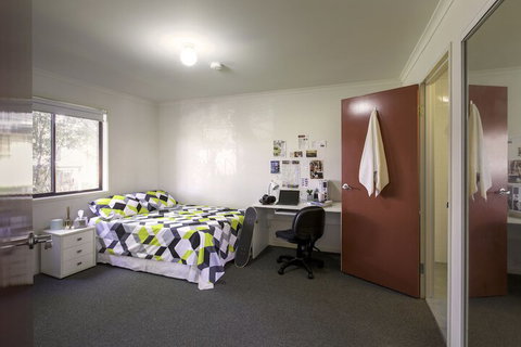 Macquarie University Village - Brisbane Tourism 3