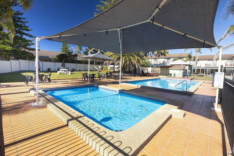 Seashells Beachfront Resort - Brisbane Tourism 3