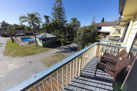 Seashells Beachfront Resort - Brisbane Tourism 7