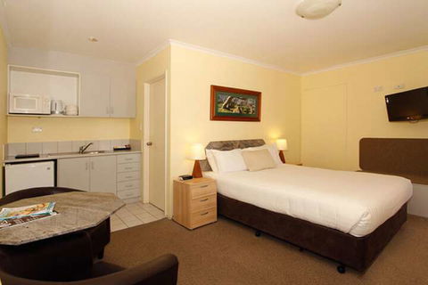 Ocean View Motel - Brisbane Tourism 4