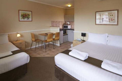 Ocean View Motel - Brisbane Tourism 6