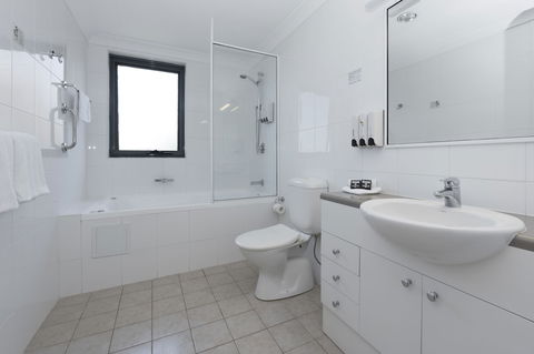 Leisure Inn Spires - Tourism Brisbane 4