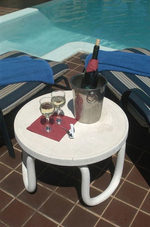 Burke And Wills Motor Inn - Tourism Brisbane 1