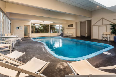 Bellevue On The Lakes - Tourism Brisbane 3