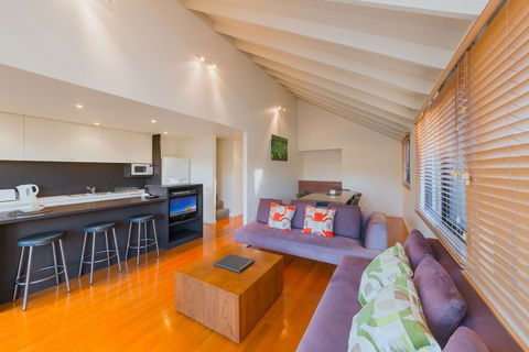 Southern Ocean Villas - Tourism Brisbane 3