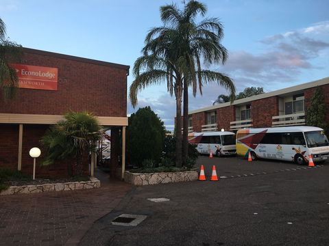 Redhill Tamworth Motor Inn & Conference Centre - Tourism Brisbane 0