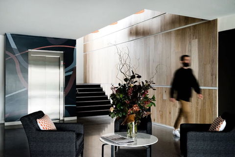 Flinders Hotel - Brisbane Tourism 0