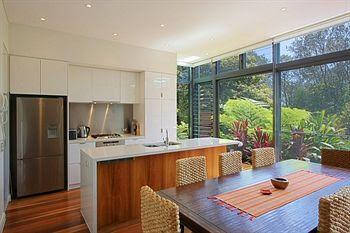 Kiah Beach House - Tourism Brisbane 1