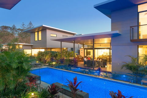 Byron Luxury Beach Houses - Tourism Brisbane 1