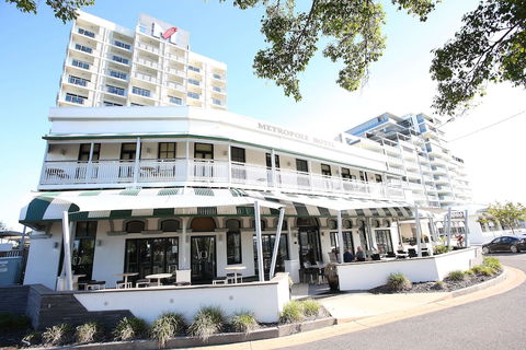 Oaks Townsville Metropole Hotel - Tourism Brisbane 0